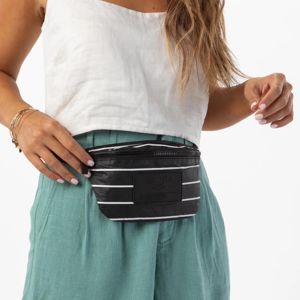 Aloha Collection Mini Hip Pack - Picture 3 of 4